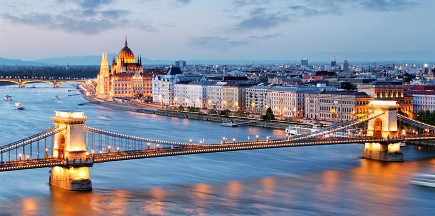 Bohemya'nın Işıltısı Prag Turu 3 Gece Ajet Havayolları İle Yaz Dönemi